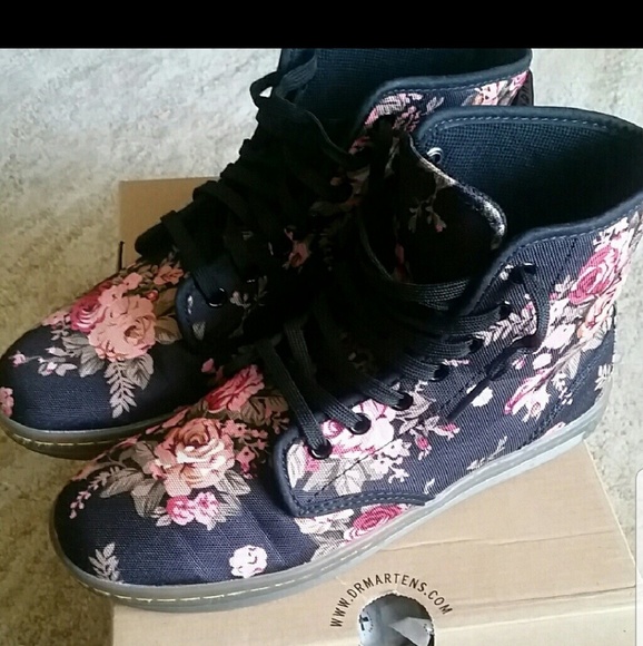 Dr. Martens Shoes - Dr Marten Floral boots